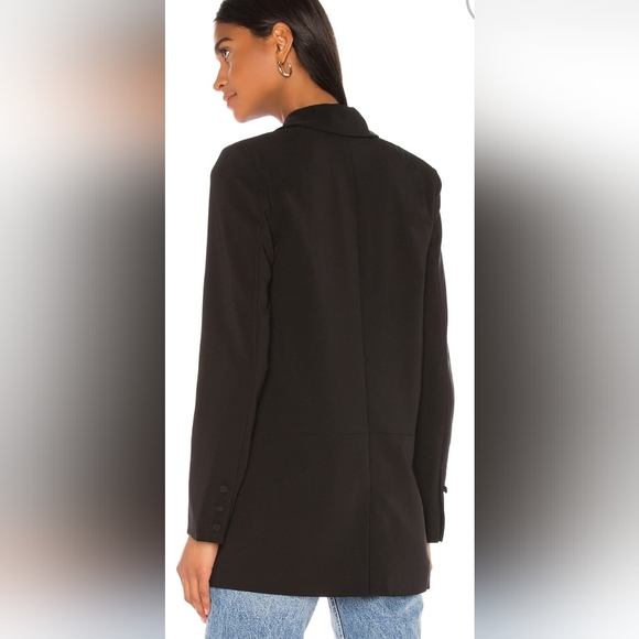 🌟 Camila Coelho Brenna Black Blazer - Picture 3 of 10